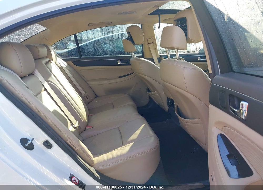 2010 HYUNDAI GENESIS VIN: KMHGC4DE3AU097154
