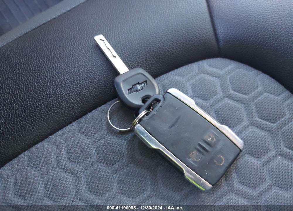 2019 CHEVROLET COLORADO VIN: 1GCPTDE18K1270623