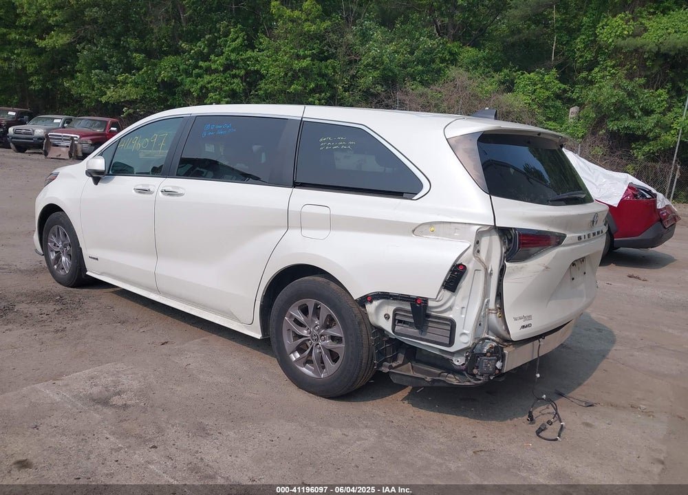 2021 TOYOTA SIENNA XLE VIN: 5TDYSKFC5MS007183