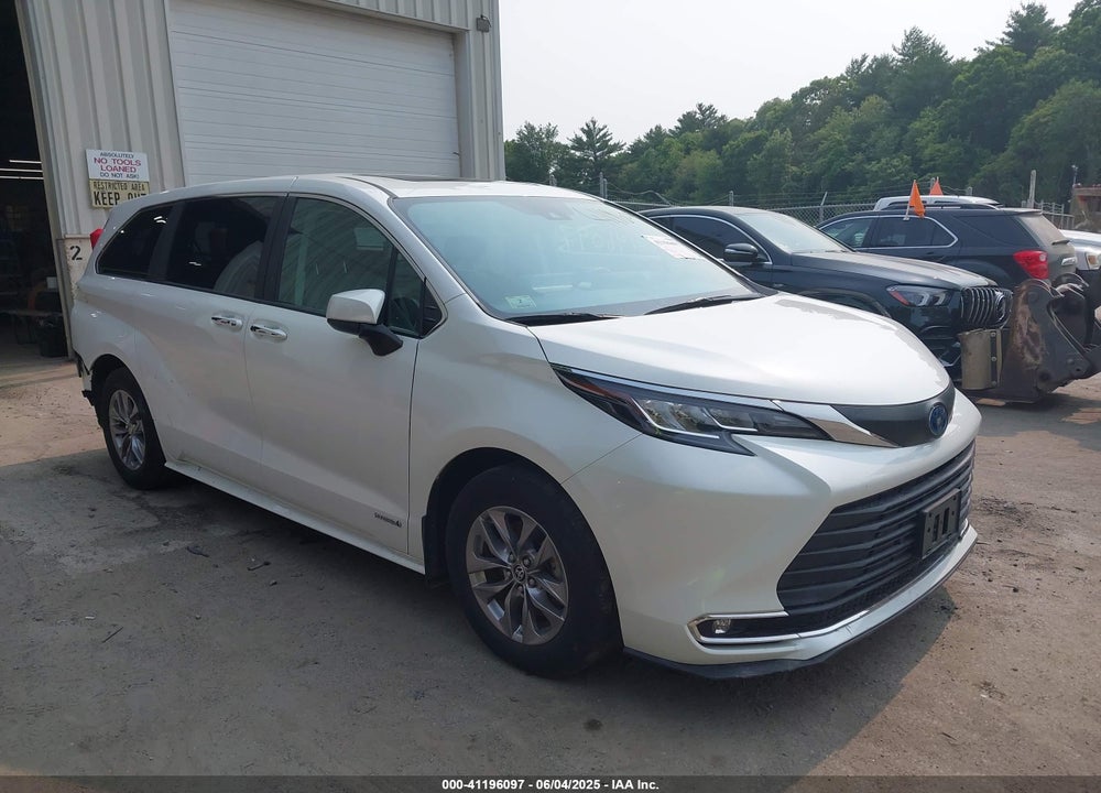 2021 TOYOTA SIENNA XLE VIN: 5TDYSKFC5MS007183