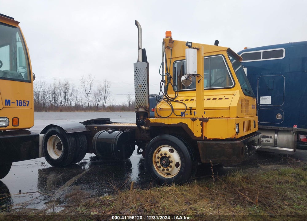 2015 OTTAWA SPOTTER VIN: 336731