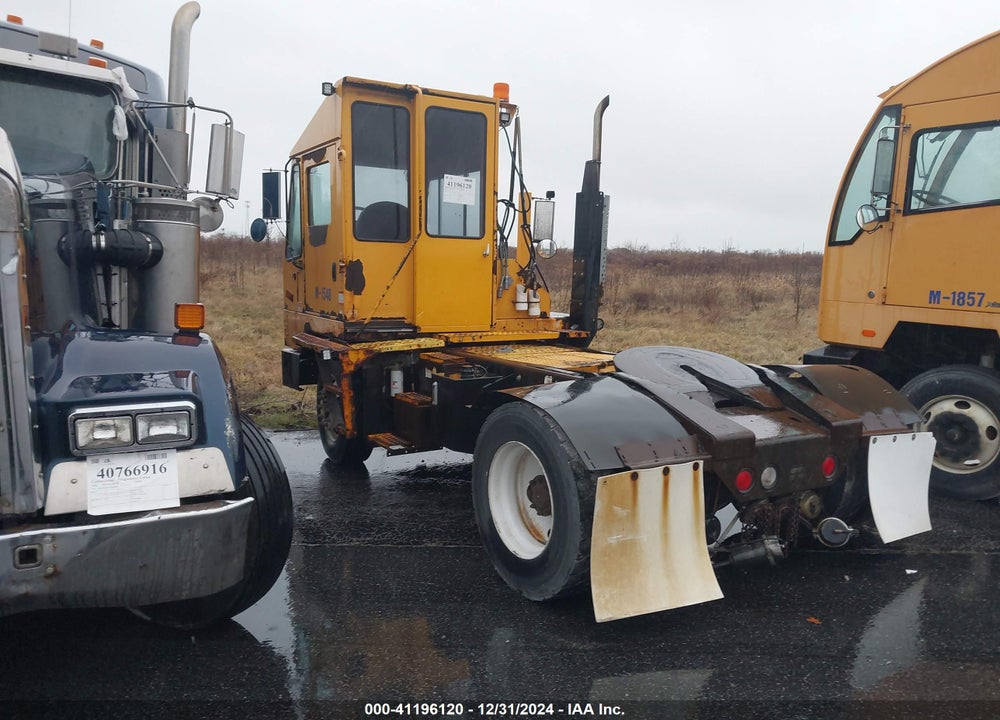 2015 OTTAWA SPOTTER VIN: 336731