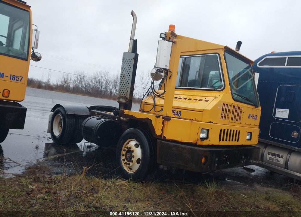 2015 OTTAWA SPOTTER VIN: 336731
