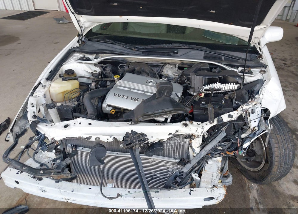 2004 LEXUS ES 330 VIN: JTHBA30G545002046