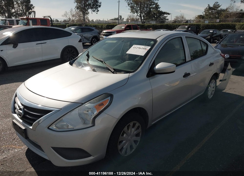 2016 NISSAN VERSA 1.6 S+ VIN: 3N1CN7AP7GL876177