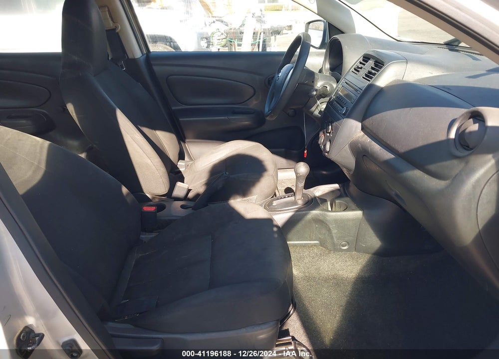 2016 NISSAN VERSA 1.6 S+ VIN: 3N1CN7AP7GL876177