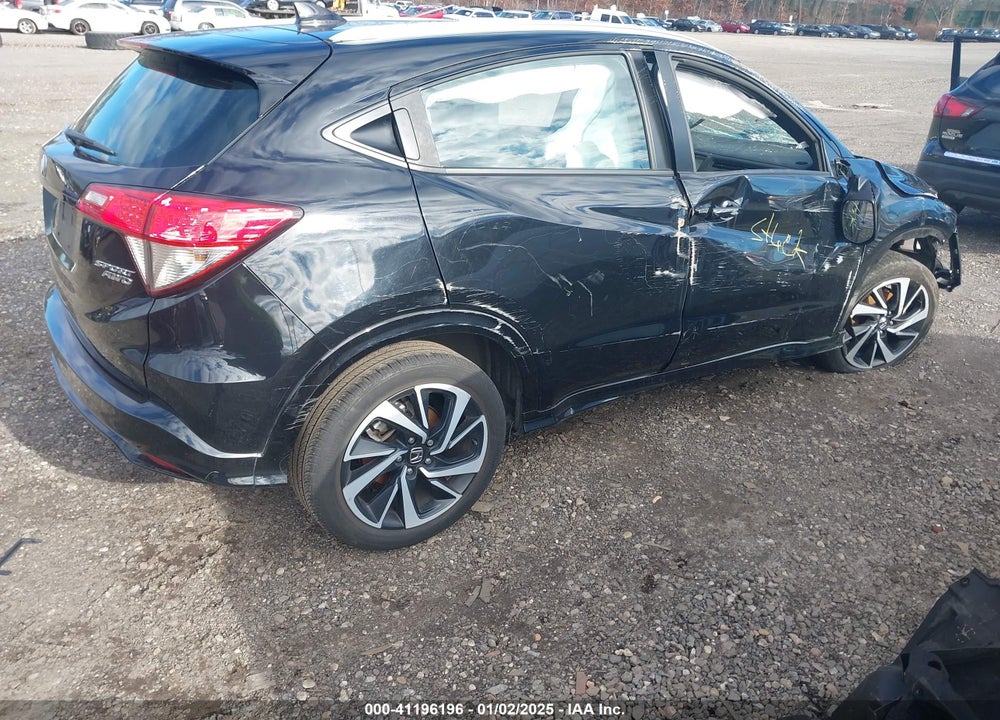 2019 HONDA HR-V VIN: 3CZRU6H14KM741127