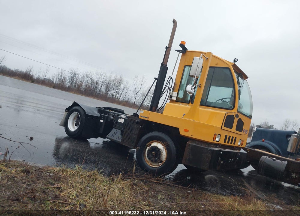 2017 AUTOCAR LLC XSPOTTER-OFF VIN: 516G4GC16HH223229