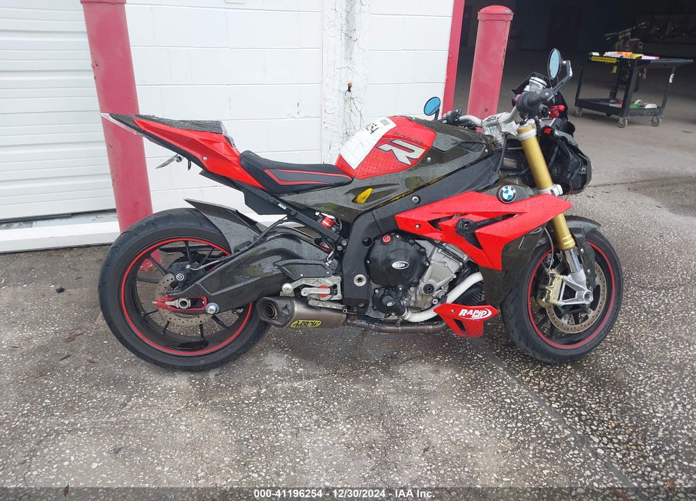 2016 BMW S 1000 R VIN: WB10D1200GZ696434