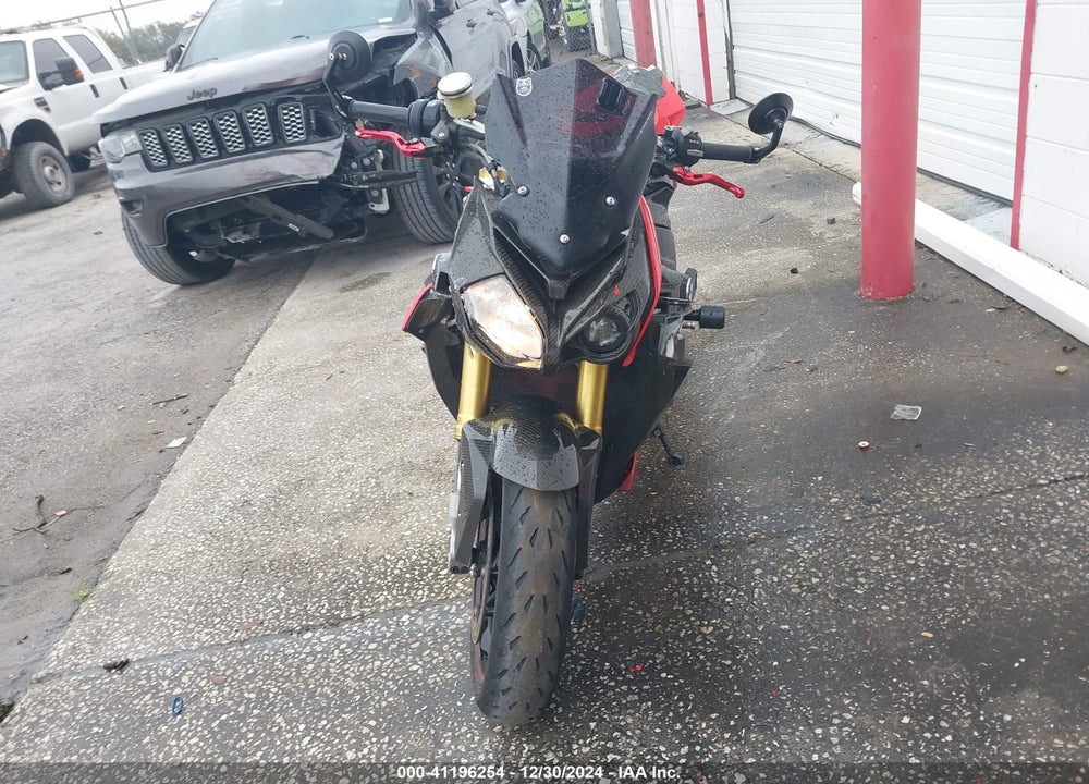 2016 BMW S 1000 R VIN: WB10D1200GZ696434