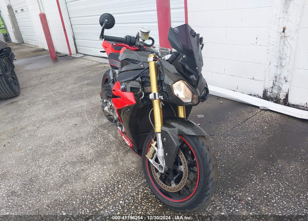 2016 BMW S 1000 R VIN: WB10D1200GZ696434