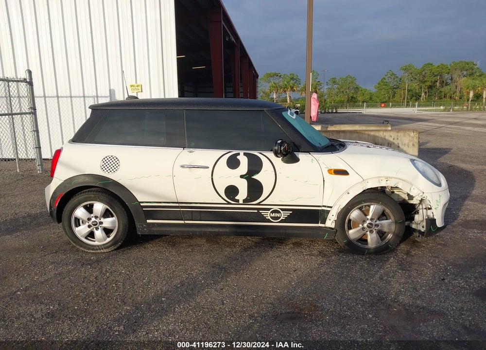 2017 MINI COOPER VIN: WMWXP5C33H3C64546