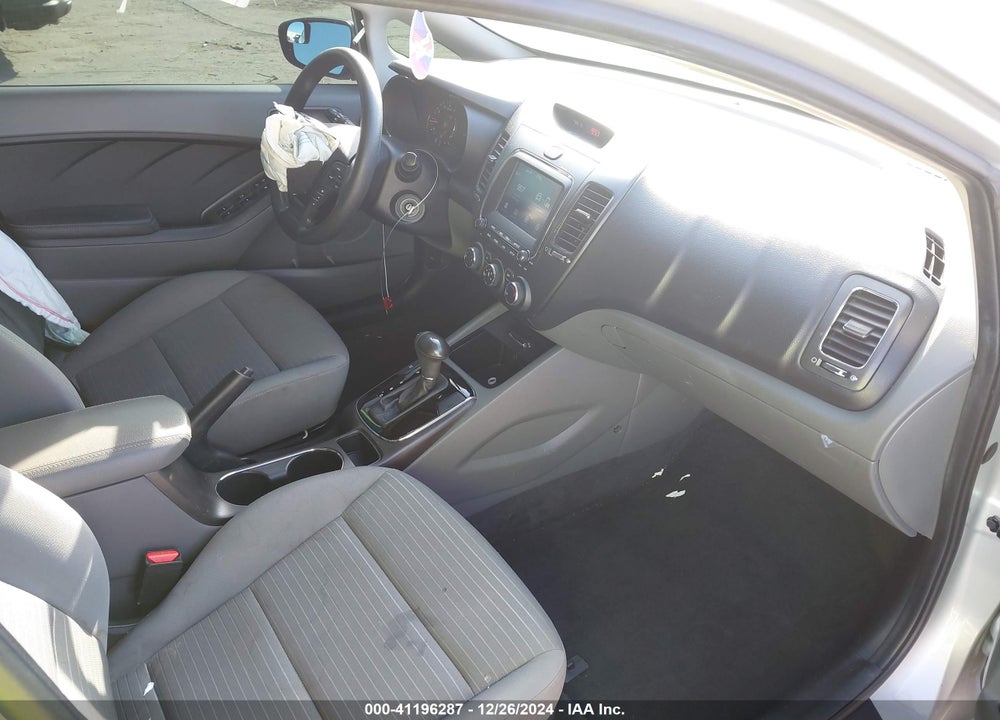2018 KIA FORTE LX VIN: 3KPFL4A73JE197694