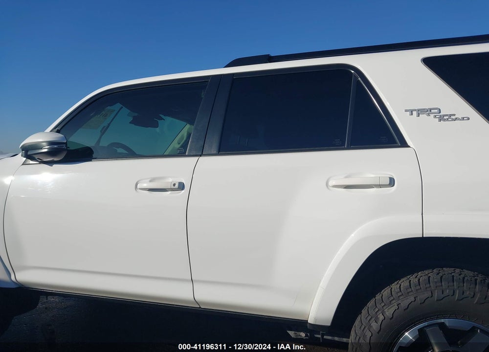 2020 TOYOTA 4RUNNER VIN: JTEBU5JR6L5751467