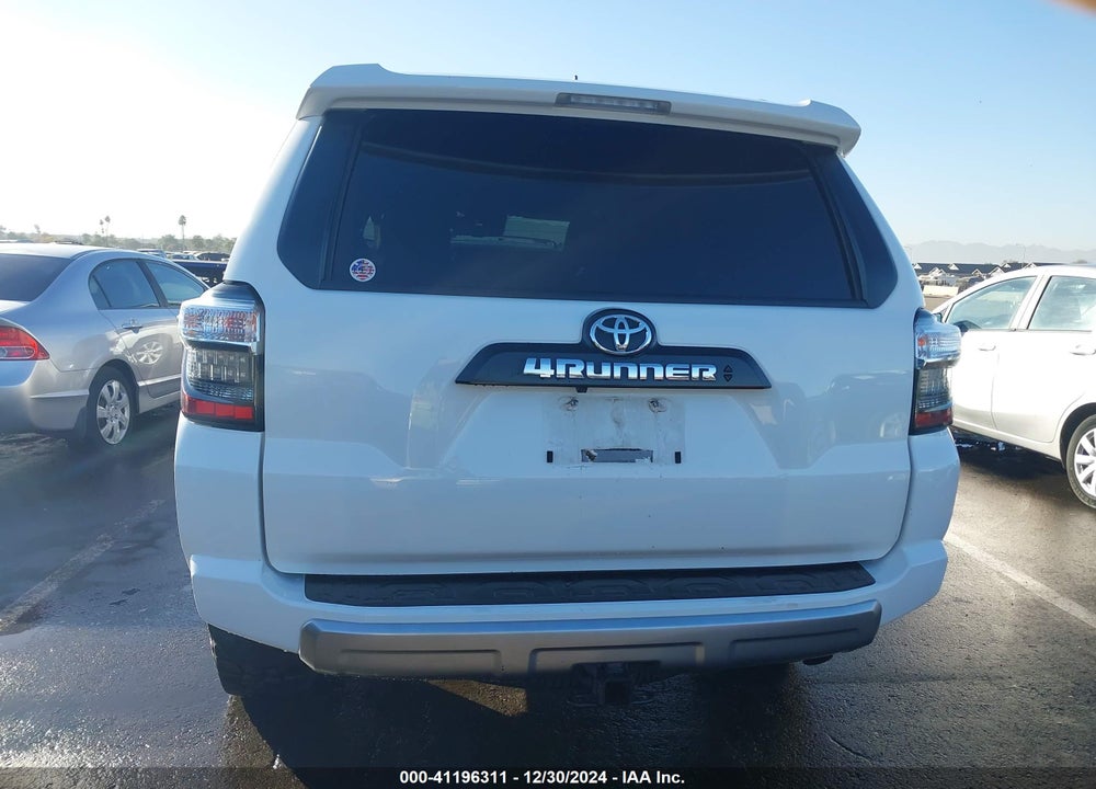 2020 TOYOTA 4RUNNER VIN: JTEBU5JR6L5751467