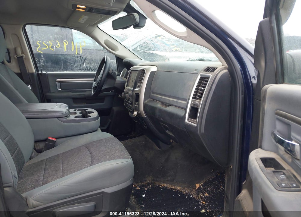 2015 RAM 1500 VIN: 1C6RR7LTXFS572936