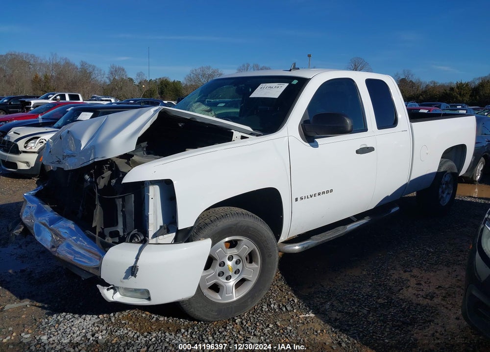 2008 CHEVROLET SILVERADO 1500 LT1 VIN: 2GCEC19J081230703