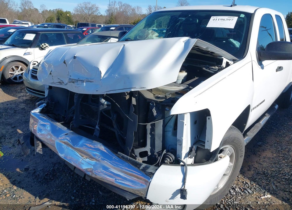 2008 CHEVROLET SILVERADO 1500 LT1 VIN: 2GCEC19J081230703