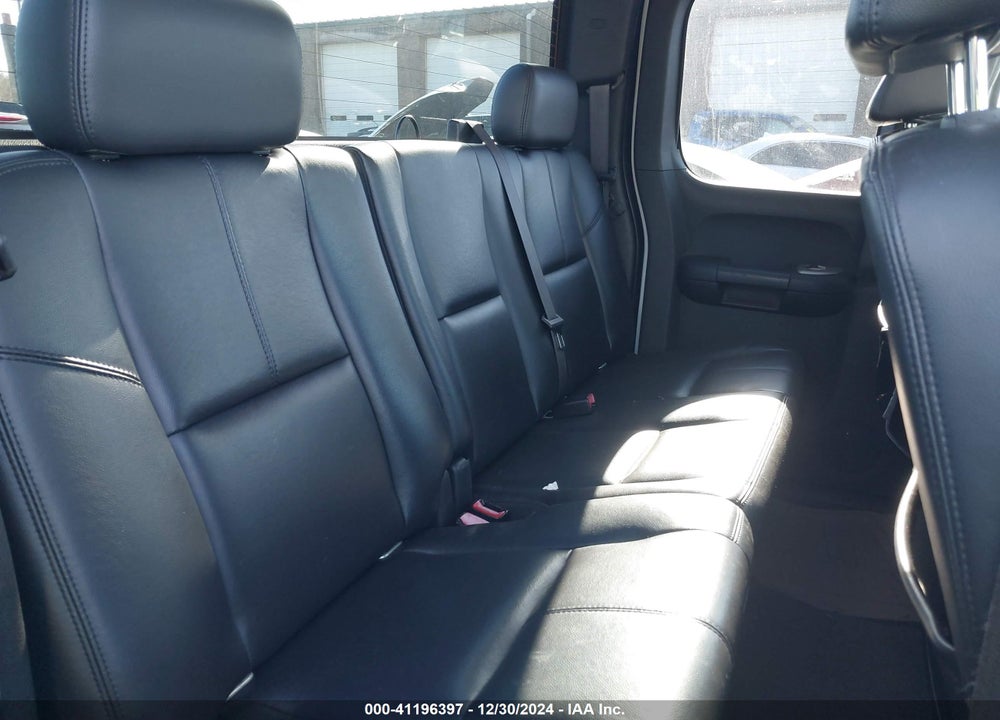 2008 CHEVROLET SILVERADO 1500 LT1 VIN: 2GCEC19J081230703