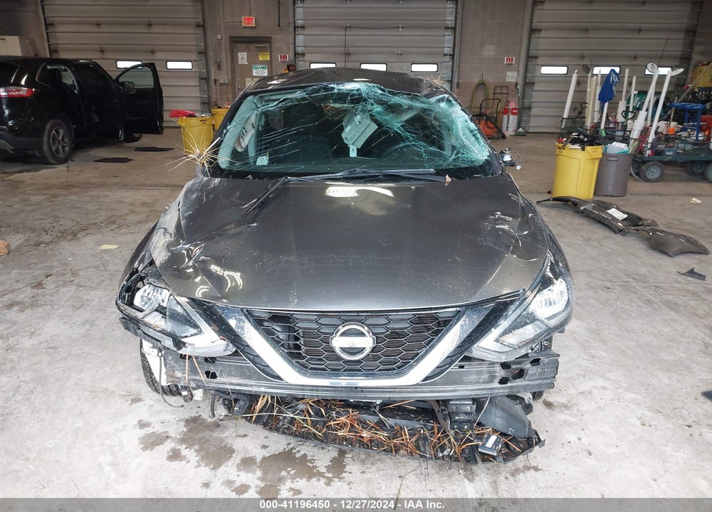 2018 NISSAN SENTRA SV VIN: 3N1AB7AP1JL618230