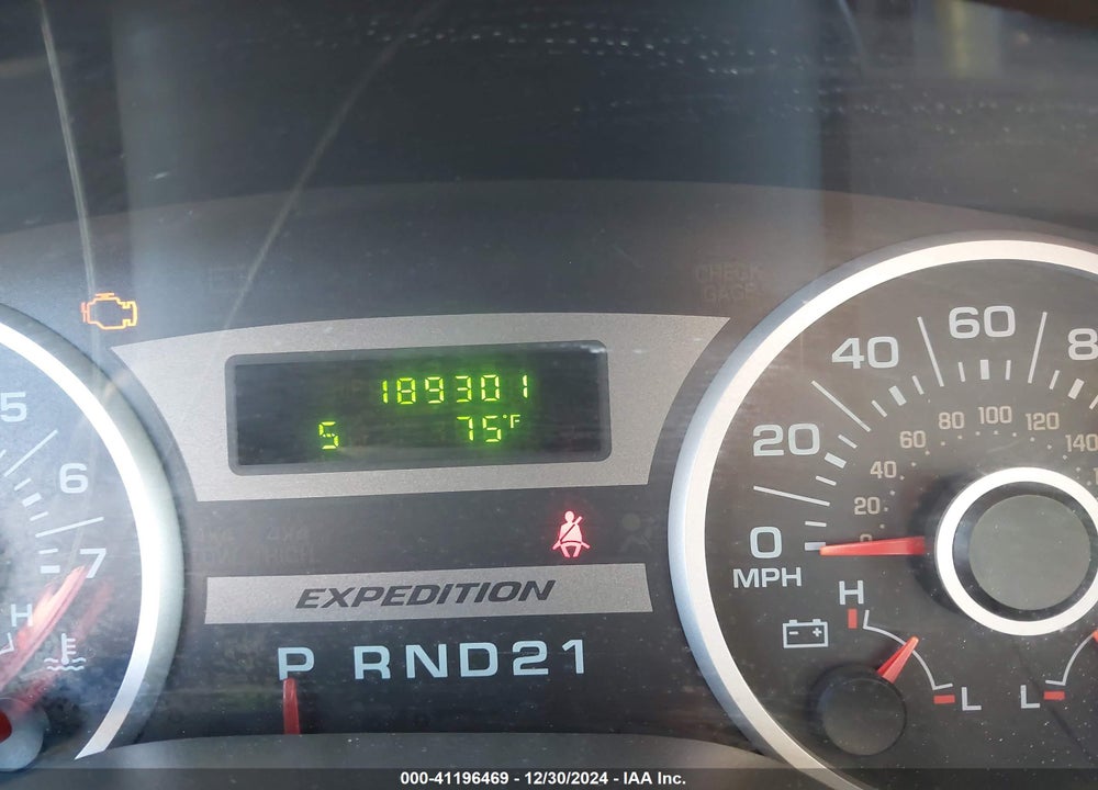 2005 FORD EXPEDITION XLT VIN: 1FMPU15555LA94780