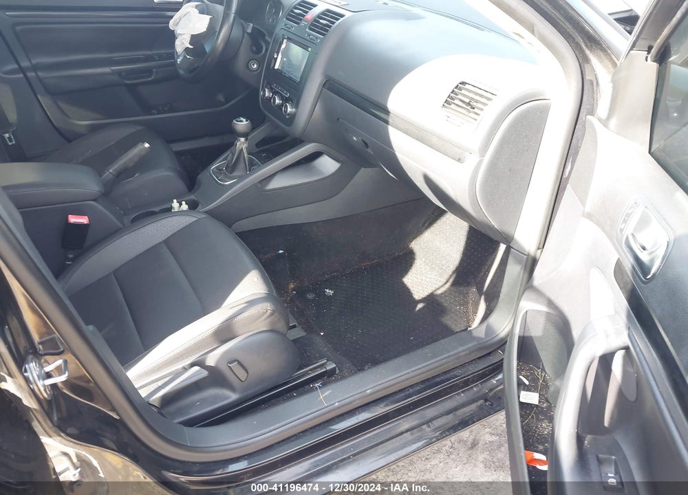 2010 VOLKSWAGEN JETTA WOLFSBURG EDITION VIN: 3VWRJ7AJ0AM069903