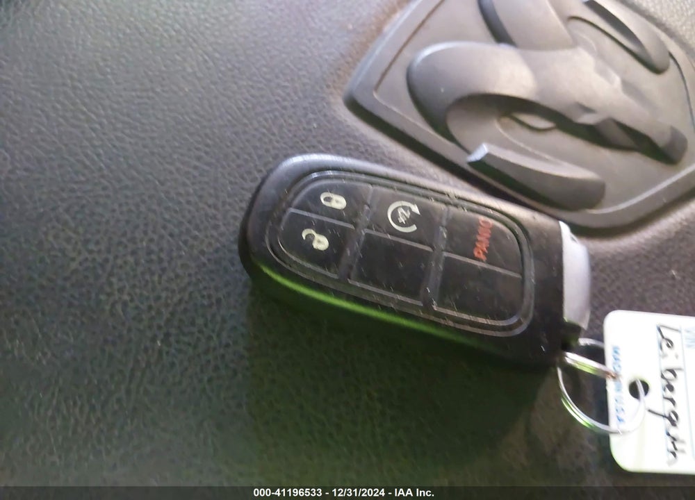 2014 RAM 1500 VIN: 1C6RR7NTXES473982
