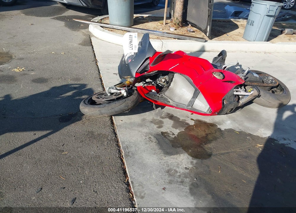 2020 DUCATI PANIGALE V4/V4S/V4S SPECIALE VIN: ZDMDAGNW5LB012274