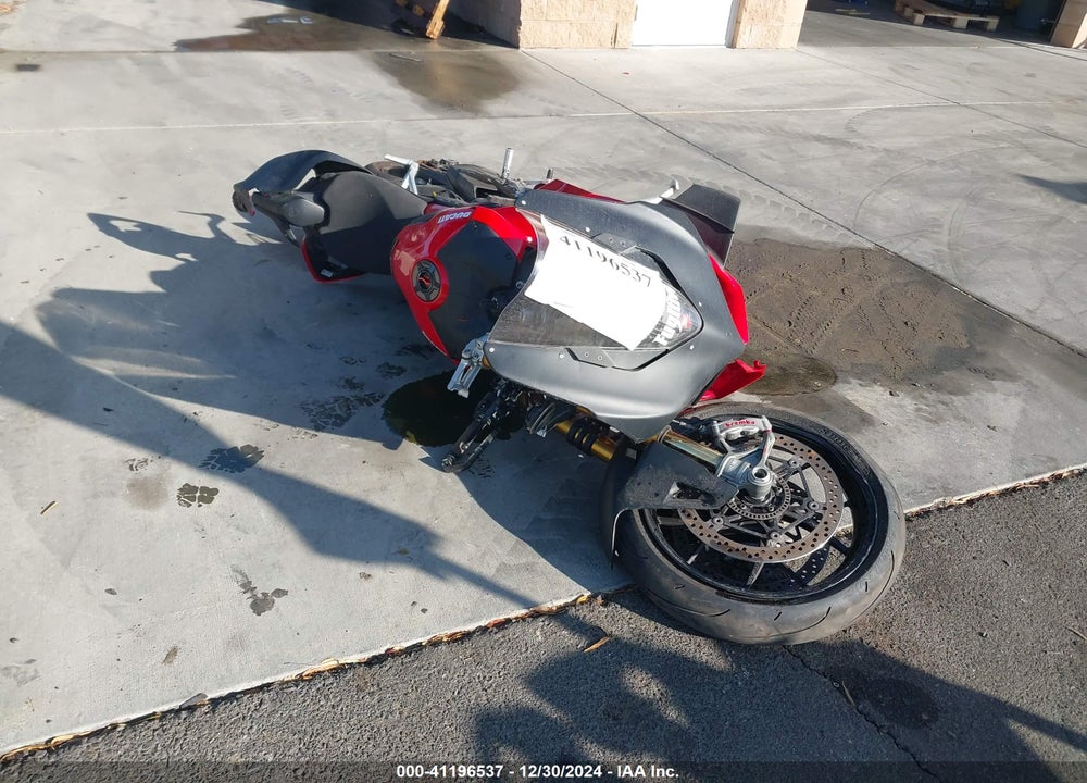 2020 DUCATI PANIGALE V4/V4S/V4S SPECIALE VIN: ZDMDAGNW5LB012274