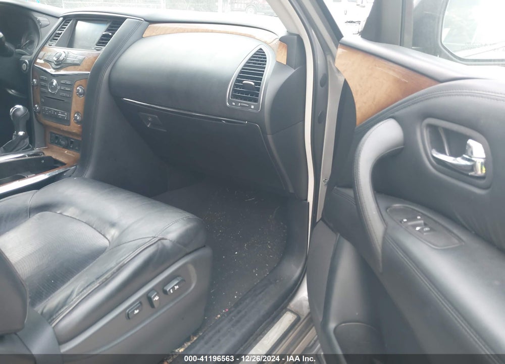 2014 INFINITI QX80 VIN: JN8AZ2NE4E9068383