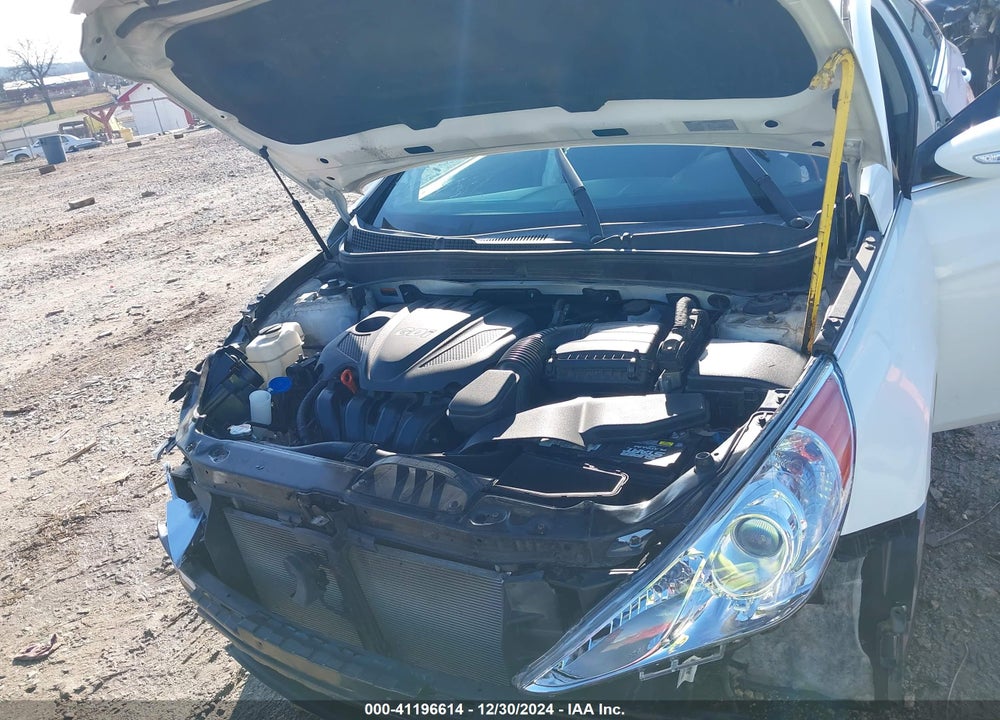 2014 HYUNDAI SONATA VIN: 5NPEC4AC3EH877086