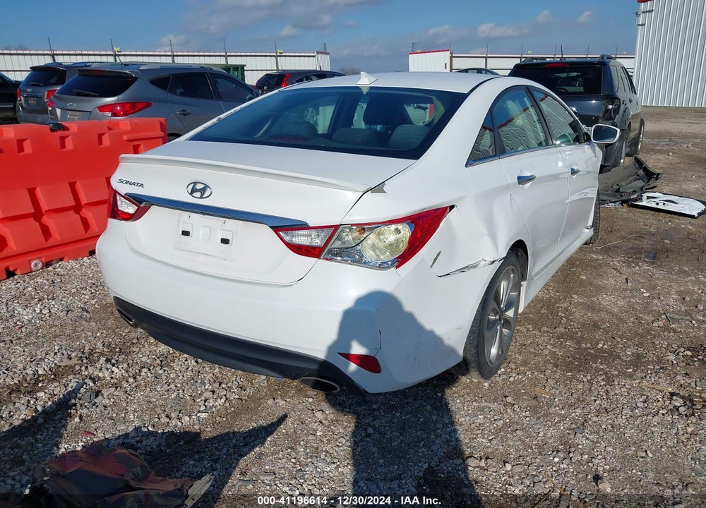 2014 HYUNDAI SONATA VIN: 5NPEC4AC3EH877086