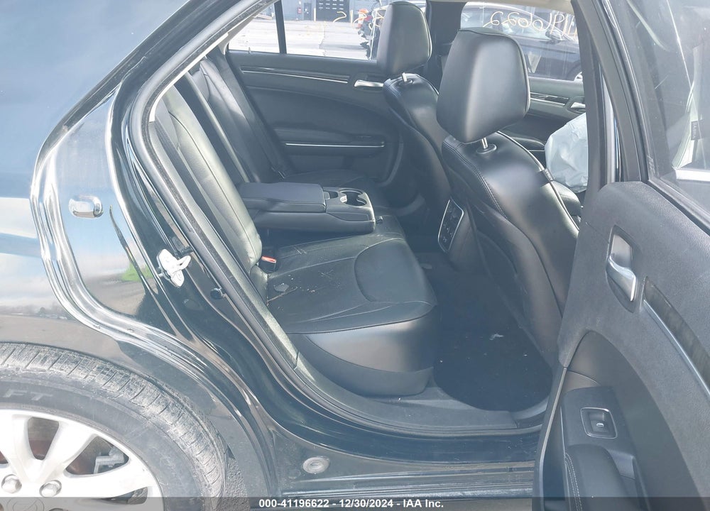 2016 CHRYSLER 300C AWD VIN: 2C3CCAKG2GH111504