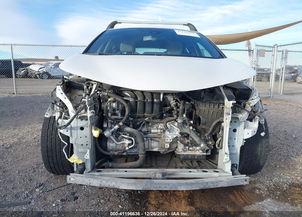 2019 TOYOTA C-HR XLE VIN: JTNKHMBX8K1038071