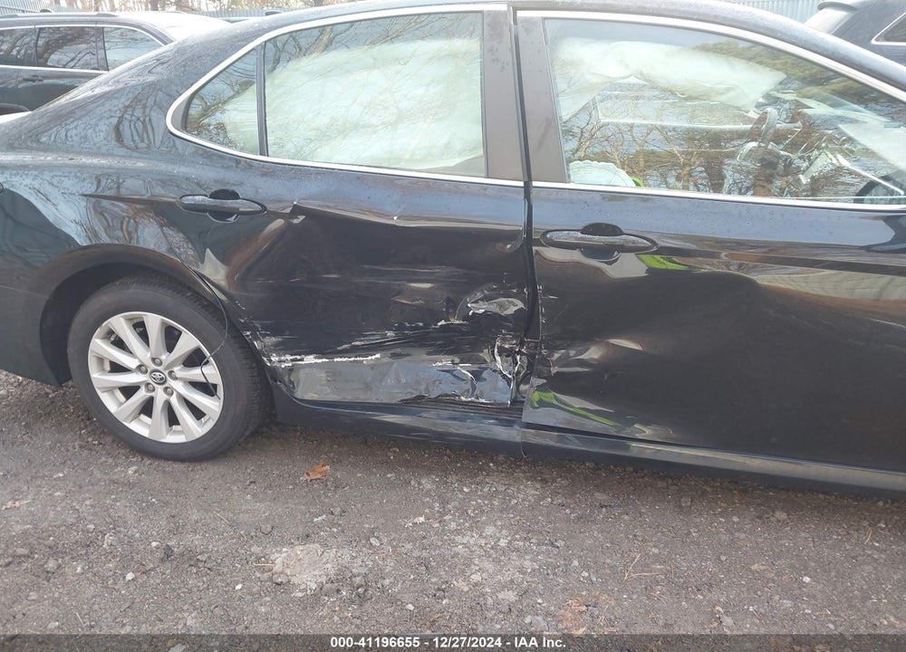 2020 TOYOTA CAMRY LE VIN: 4T1C11AKXLU871075