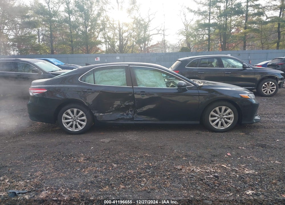 2020 TOYOTA CAMRY LE VIN: 4T1C11AKXLU871075