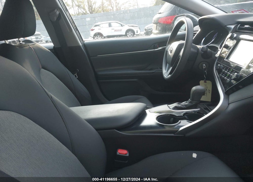 2020 TOYOTA CAMRY LE VIN: 4T1C11AKXLU871075