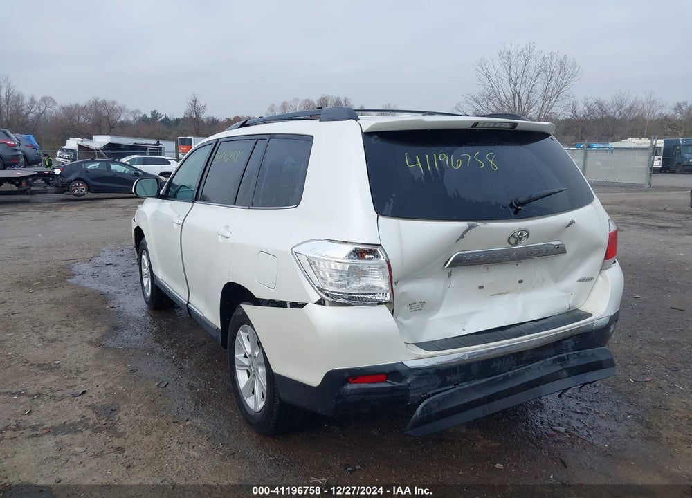 2012 TOYOTA HIGHLANDER SE VIN: 5TDBK3EHXCS169642