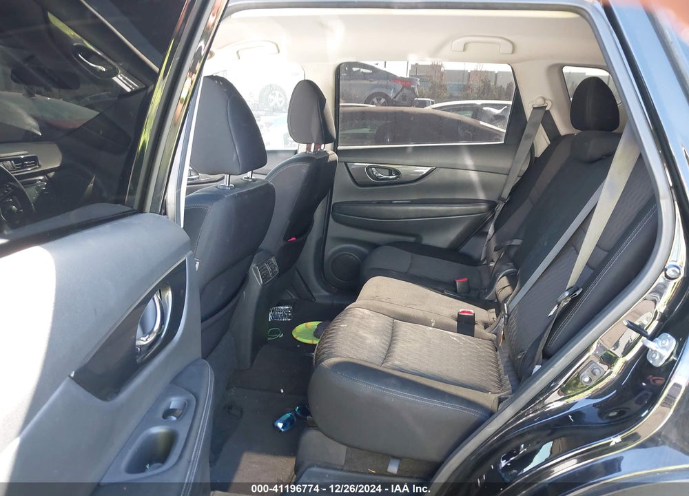 2017 NISSAN ROGUE SV VIN: 5N1AT2MN6HC753602