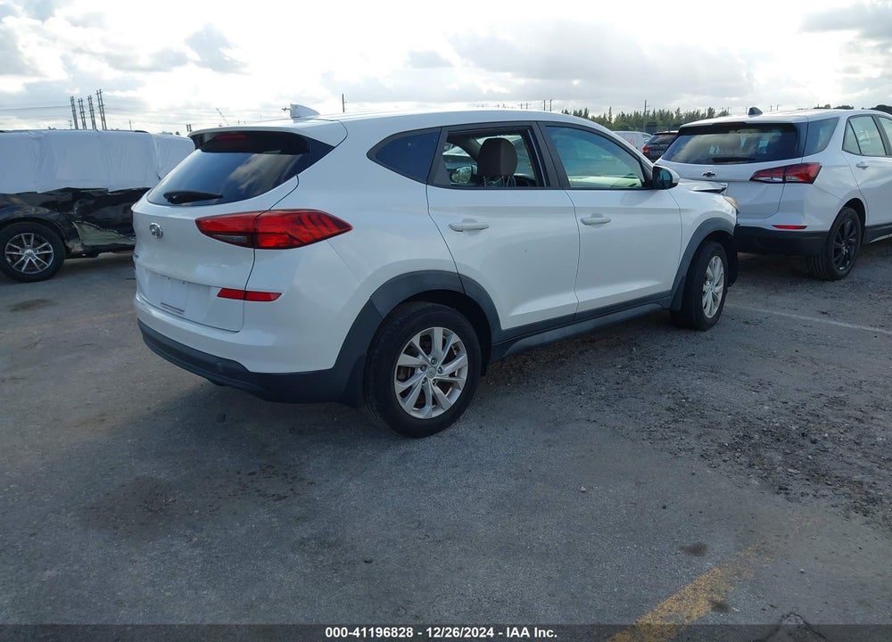 2019 HYUNDAI TUCSON SE VIN: KM8J23A45KU963629