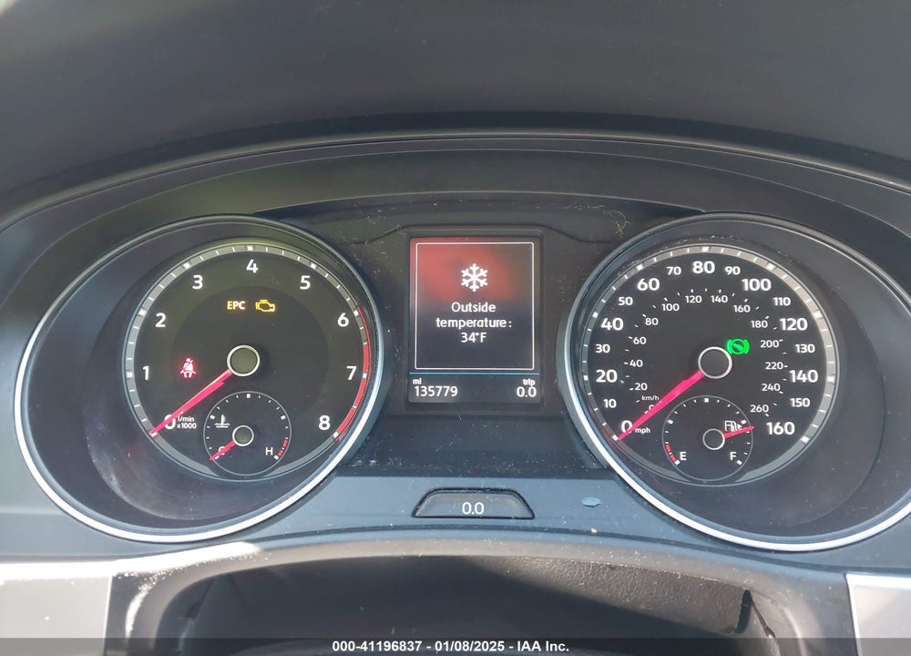 2018 VOLKSWAGEN ATLAS VIN: 1V2CR2CA9JC511899