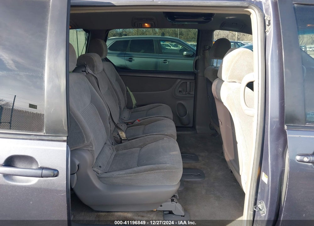 2006 TOYOTA SIENNA CE VIN: 5TDZA23CX6S552312