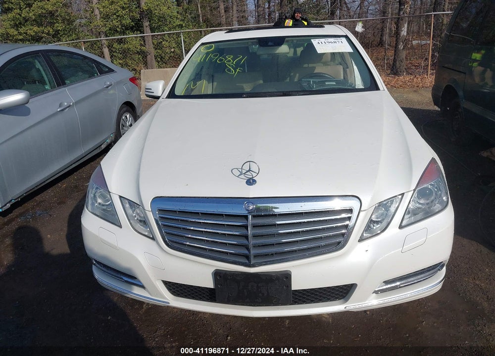 2011 MERCEDES-BENZ E VIN: WDDHF8HB3BA465574