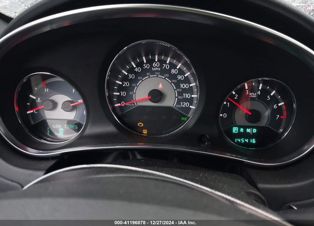 2011 CHRYSLER 200 TOURING VIN: 1C3BC2EG6BN620475