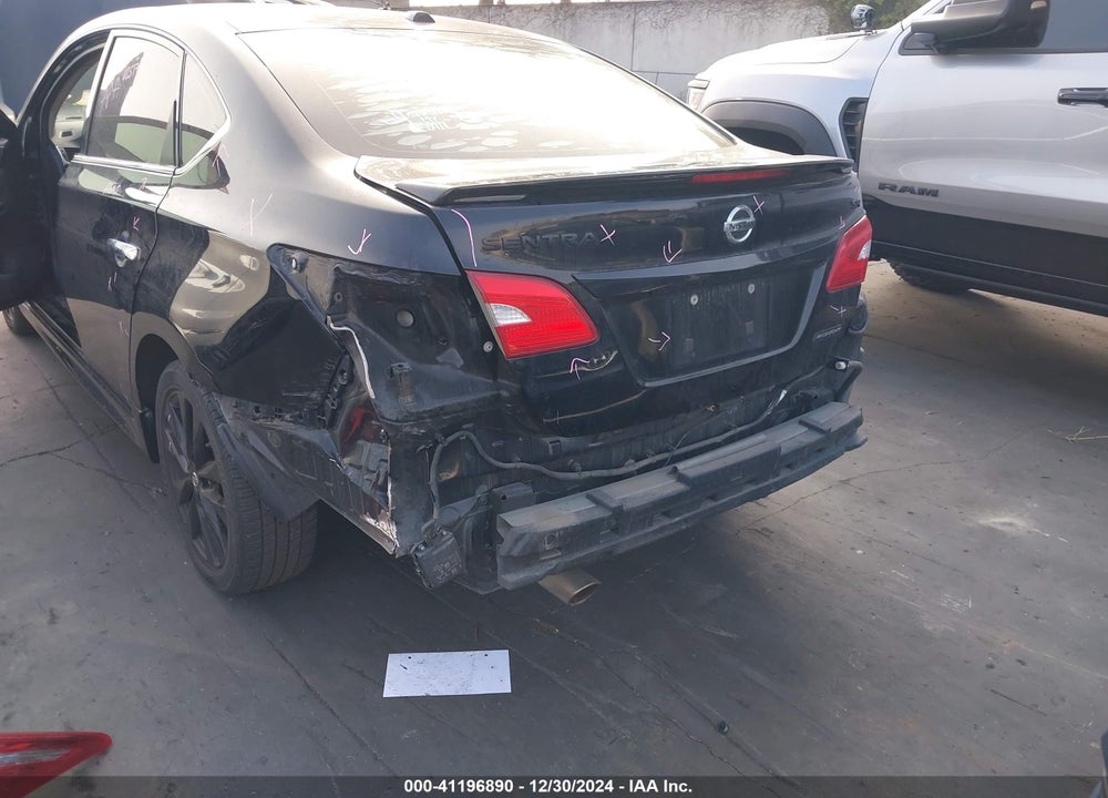 2018 NISSAN SENTRA SR VIN: 3N1AB7AP4JY235336