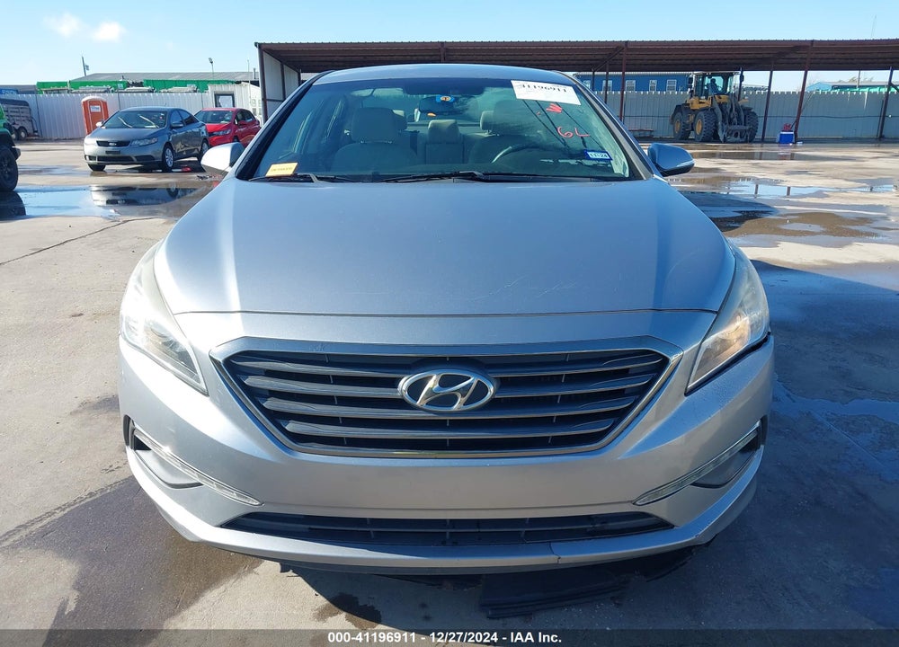 2015 HYUNDAI SONATA VIN: 5NPE24AA3FH127304