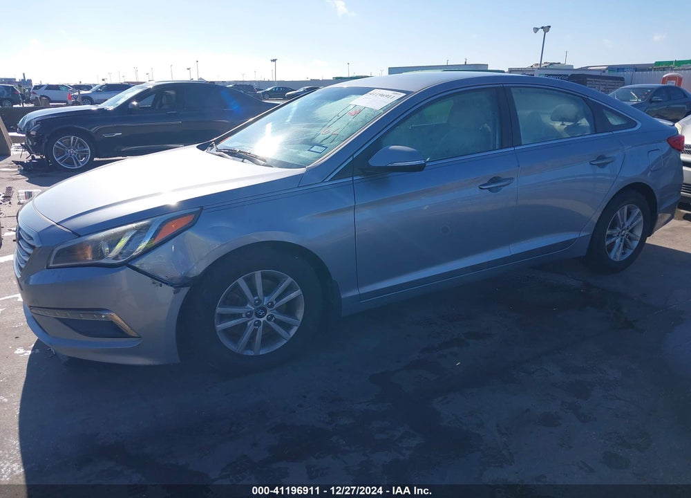 2015 HYUNDAI SONATA VIN: 5NPE24AA3FH127304