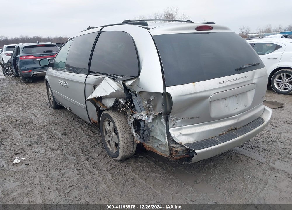 2005 DODGE GRAND CARAVAN SXT VIN: 2D4GP44L55R392897