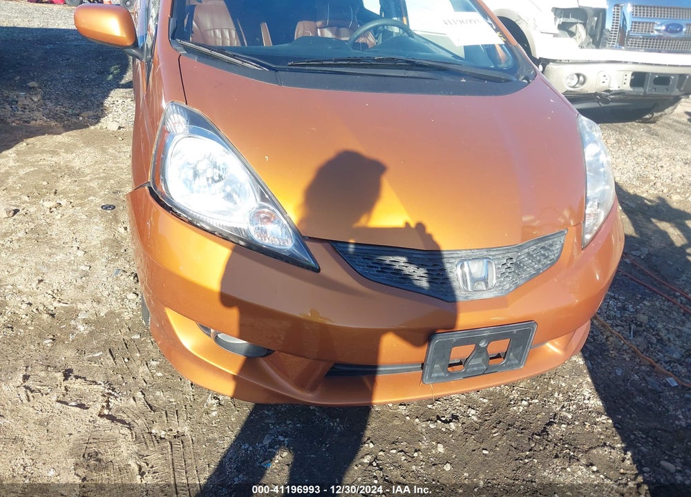 2009 HONDA FIT VIN: JHMGE88469S030691