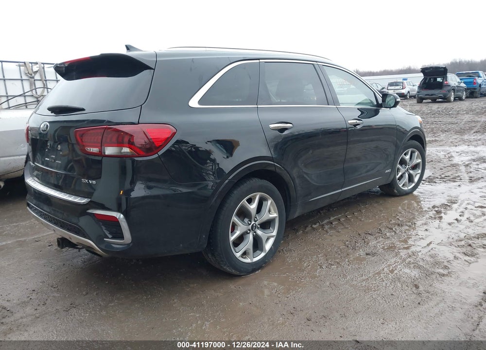 2019 KIA SORENTO 3.3L SX VIN: 5XYPKDA53KG543396